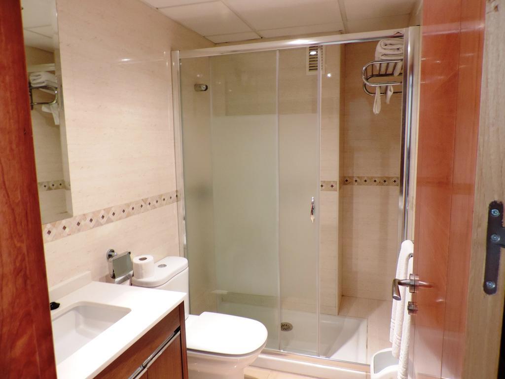 Apartamentos Dona Lucia Torremolinos Zimmer foto