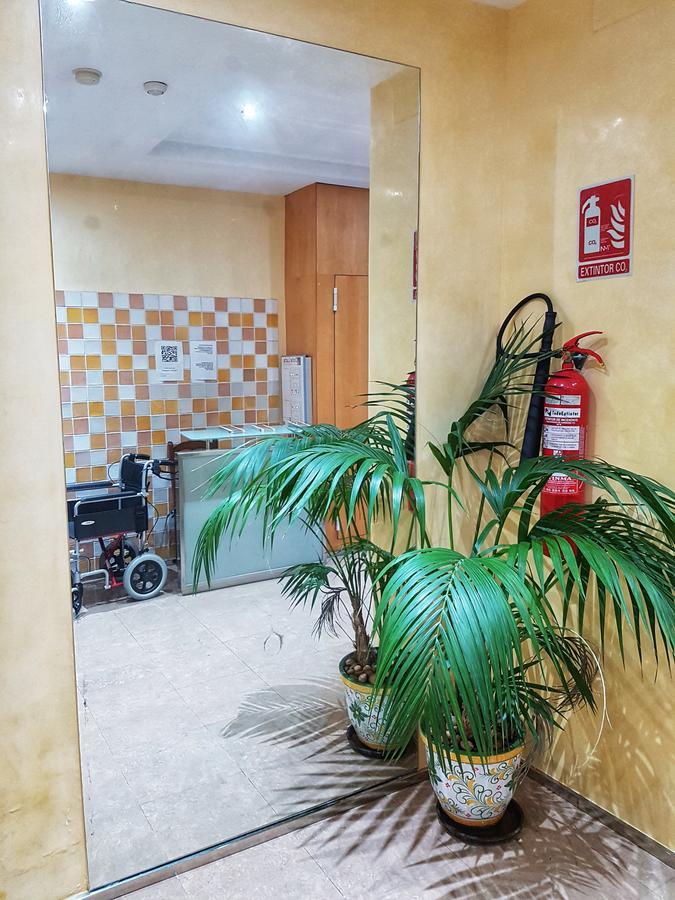 Apartamentos Dona Lucia Torremolinos Exterior foto